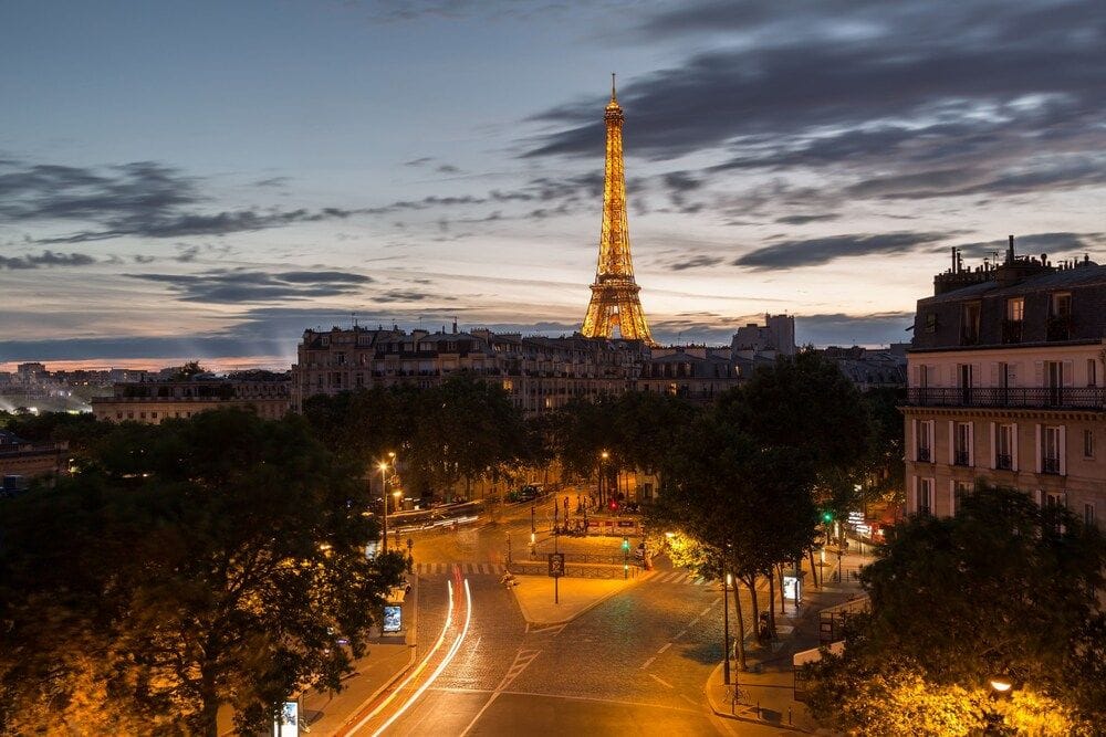 Justbuytravel | How to Find Paris Hotels with Amazing Eiffel Tower Sights 2025