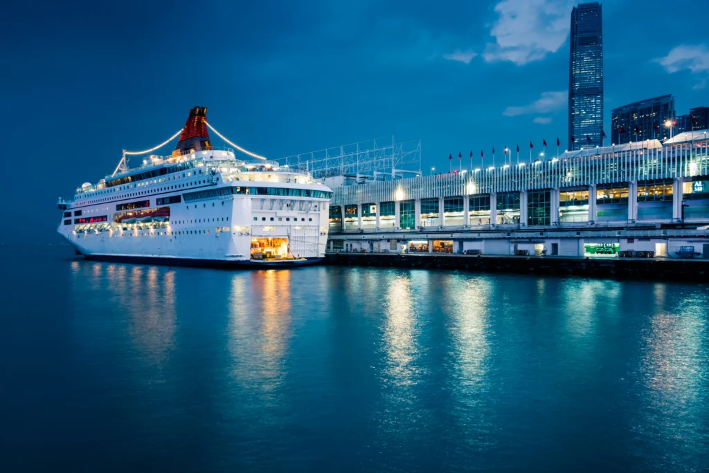 Dubai cruise packages
